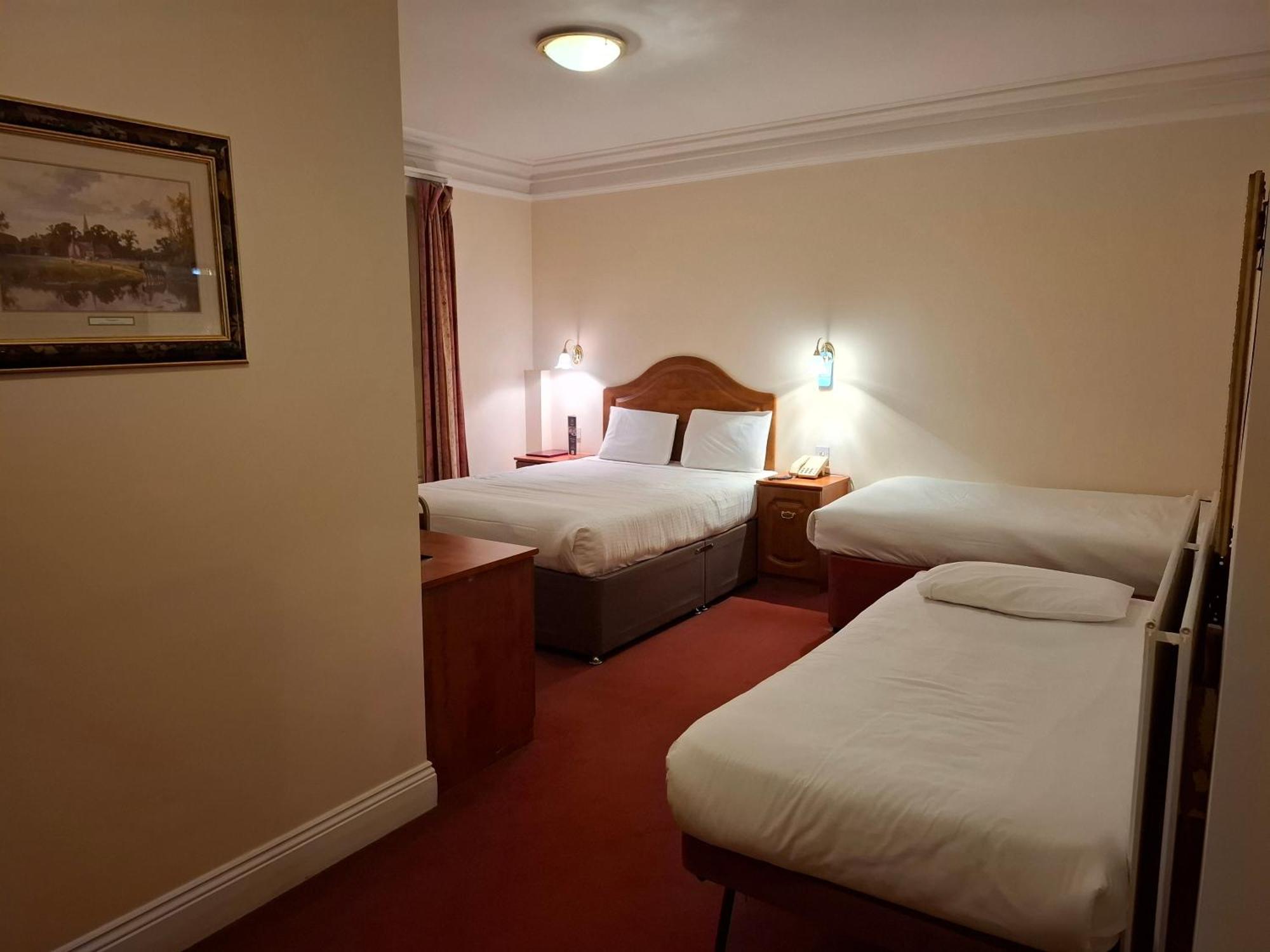 Borough Arms Hotel Newcastle-under-Lyme Εξωτερικό φωτογραφία